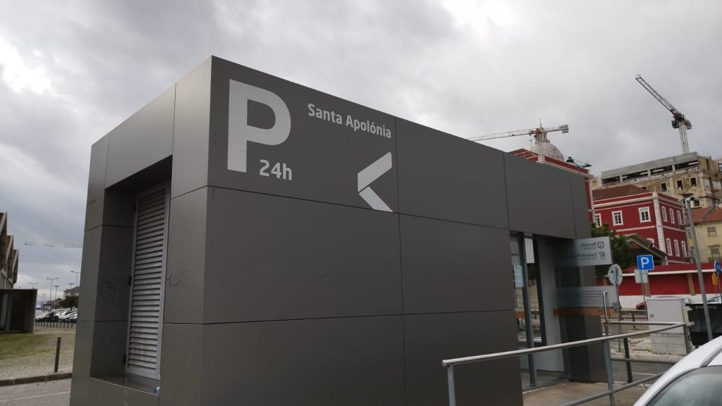 Parque Santa Apolonia - Autocaravanas